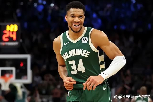 阿德托昆博被誉为篮球界的未来之星，展现出惊人的实力的简单介绍