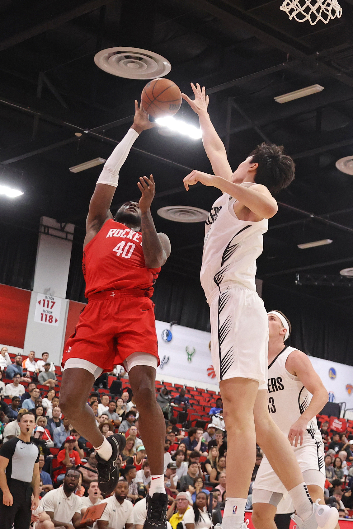 c7娱乐官方网站-开拓者客场逆转黄蜂，唐斯独得+助队获胜的简单介绍