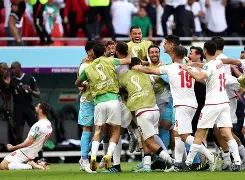 c7c7.app-亚洲热门球队在主场击败对手，士气高昂的简单介绍